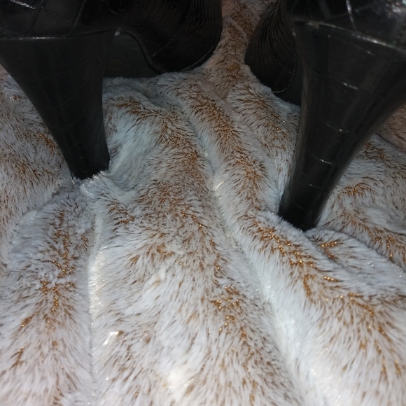 Black Leather Round Toe Heels - Picture 2 of 8